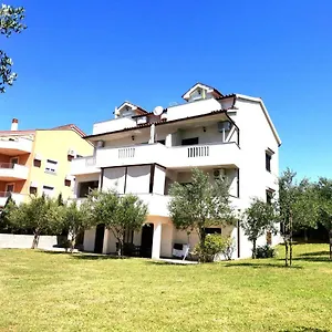 Ana Apartment